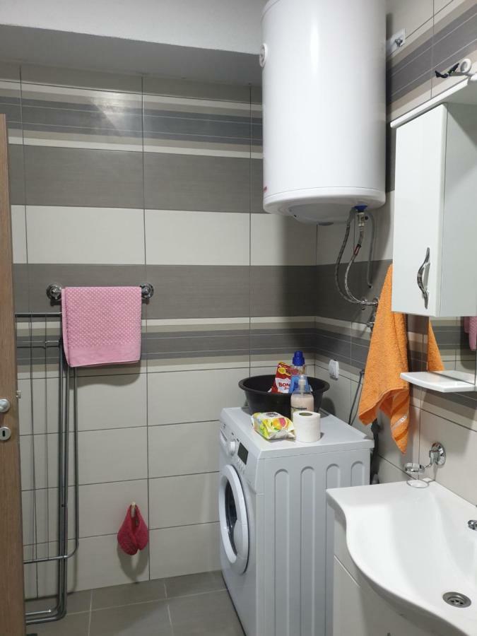 Ivana Apartments Gyevgyelija Kültér fotó